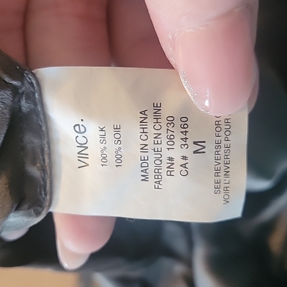 Vince Olive Green Silk Top Size Medium - Picture 4 of 5